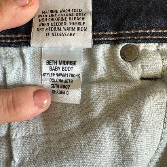 Hudson Jeans Beth Baby Bootcut in Jets Dark Wash Size 29 (Altered Inseam) - Picture 11 of 15